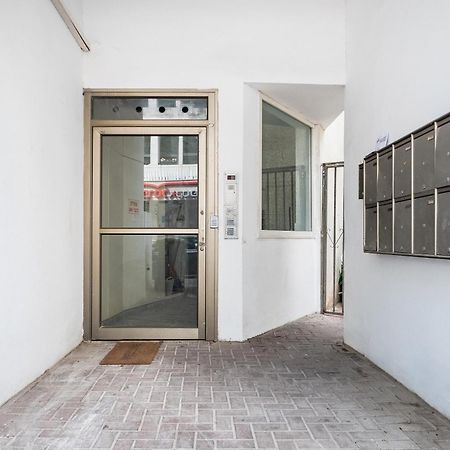 Premium 1Bd Apartment Near The Beach W/Balcony Tel Aviv Buitenkant foto